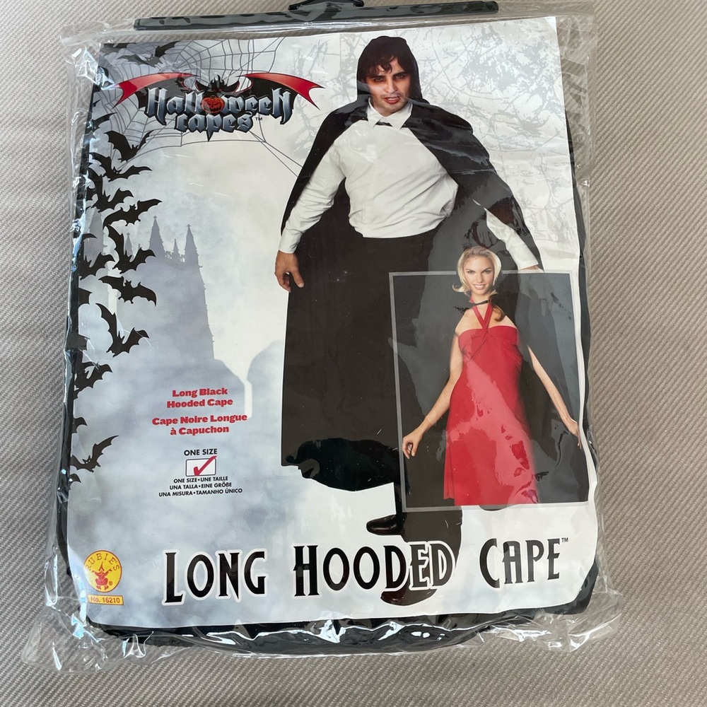 Long hooded cape - black
